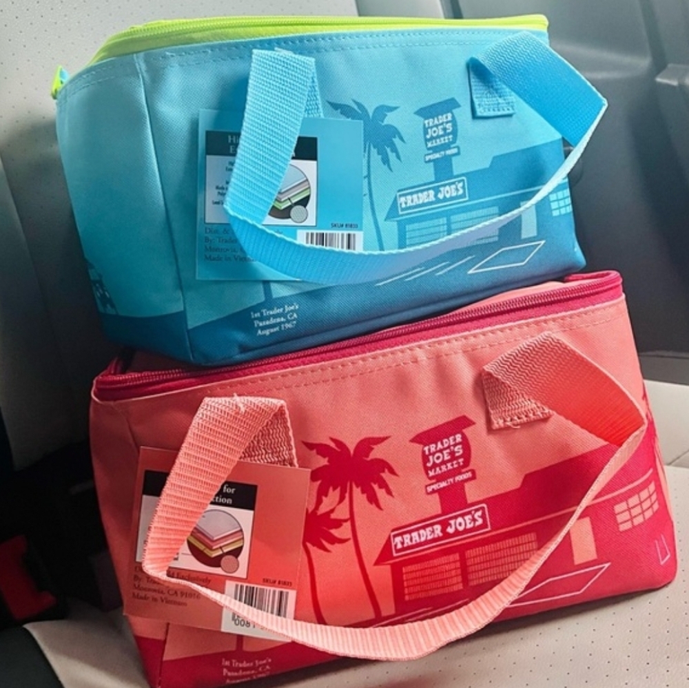 Trader Joe's Insulated Mini Cooler Bag Blue & Peach NWT